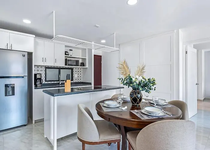 Morgan Residences 508a At Boutique With Pool, Gym, Ferienhaus