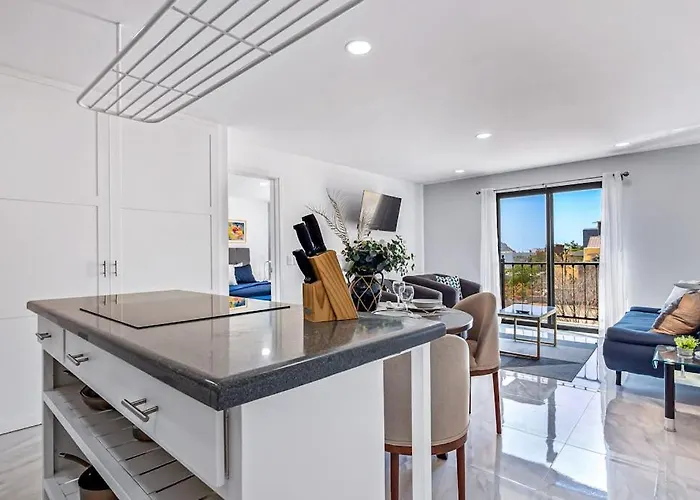 Morgan Residences 508a At Boutique With Pool, Gym,